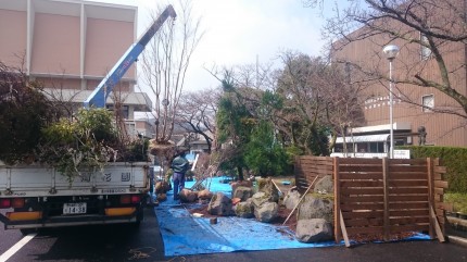 景石据え付け 景石据え付け